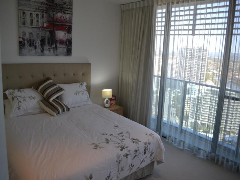 Mid-Floor/4 Charles Avenue – Oracle, Broadbeach QLD 4218