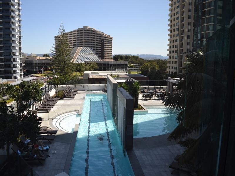 Mid-Floor/4 Charles Avenue – Oracle, Broadbeach QLD 4218