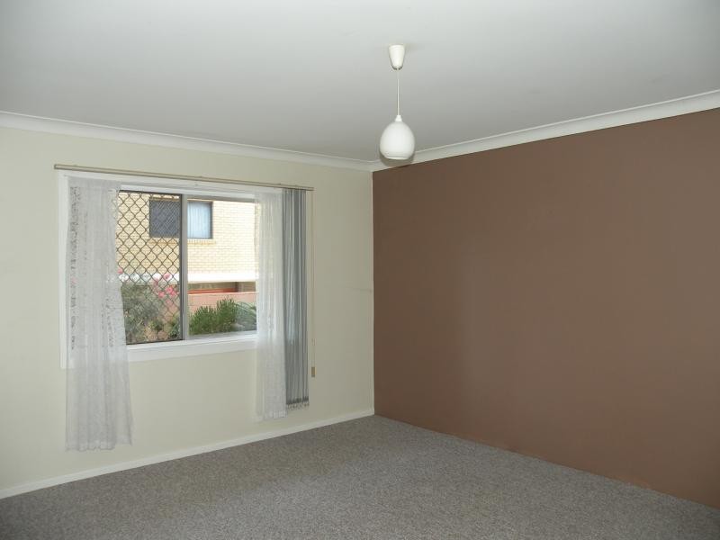 1/12 Elizabeth Avenue, Broadbeach QLD 4218