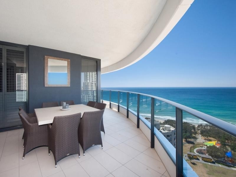 12105  /1  Oracle Bvde, Broadbeach QLD 4218