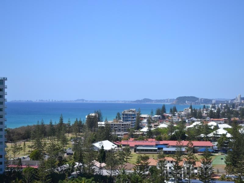Low-mid Floor/4 Charles Avenue – Oracle, Broadbeach QLD 4218