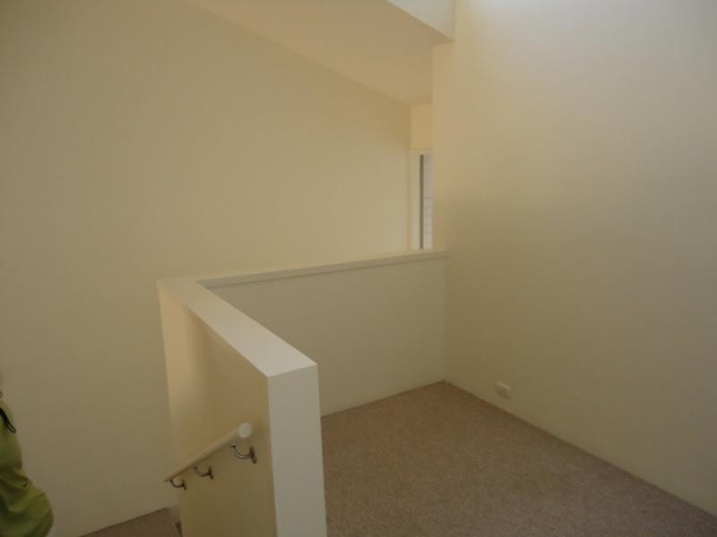 4/9 Freyburg Street, Sorrento QLD 4217