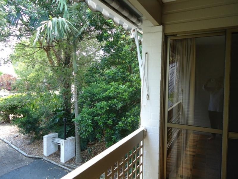 4/9 Freyburg Street, Sorrento QLD 4217