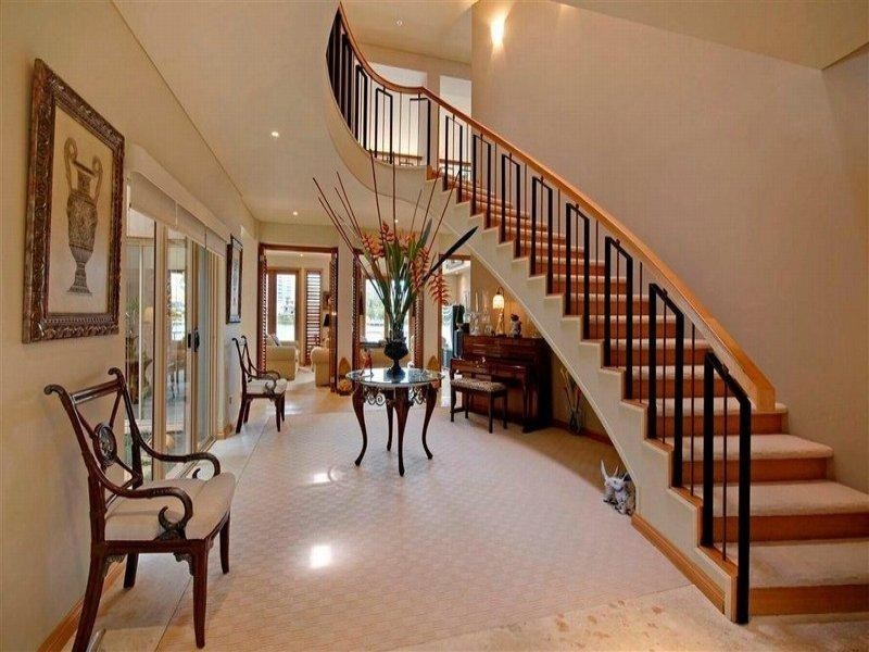 19  Naples Avenue, Surfers Paradise QLD 4217