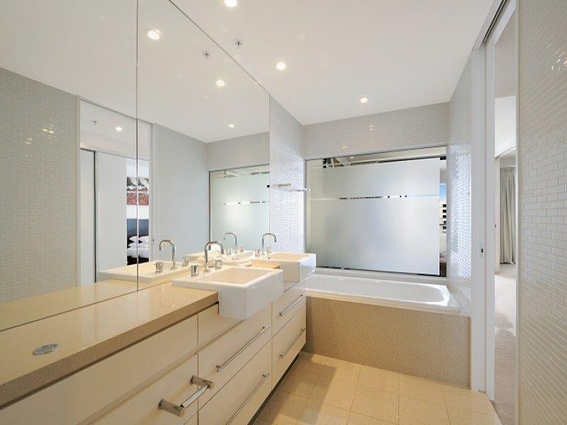 1202/89-91 Surf Parade, Broadbeach QLD 4218