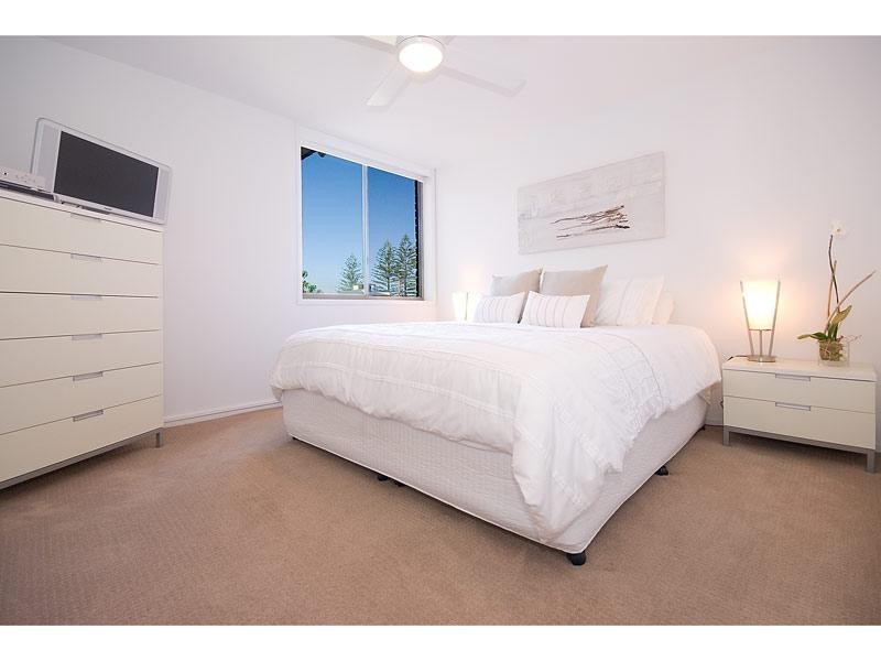 6/93 Albatross Ave, Mermaid Beach QLD 4218