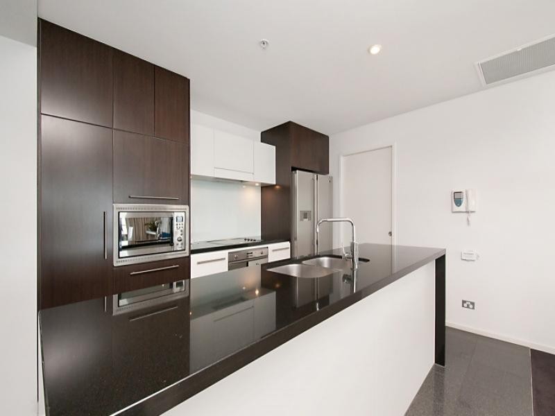 3002/90 Surf Parade, Broadbeach QLD 4218