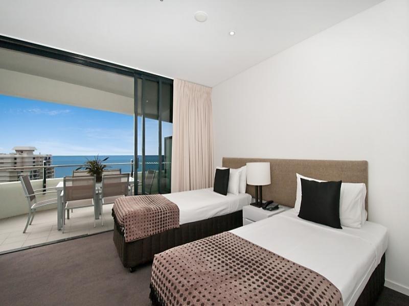 3002/90 Surf Parade, Broadbeach QLD 4218