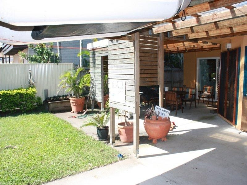 Broadbeach Waters QLD 4218