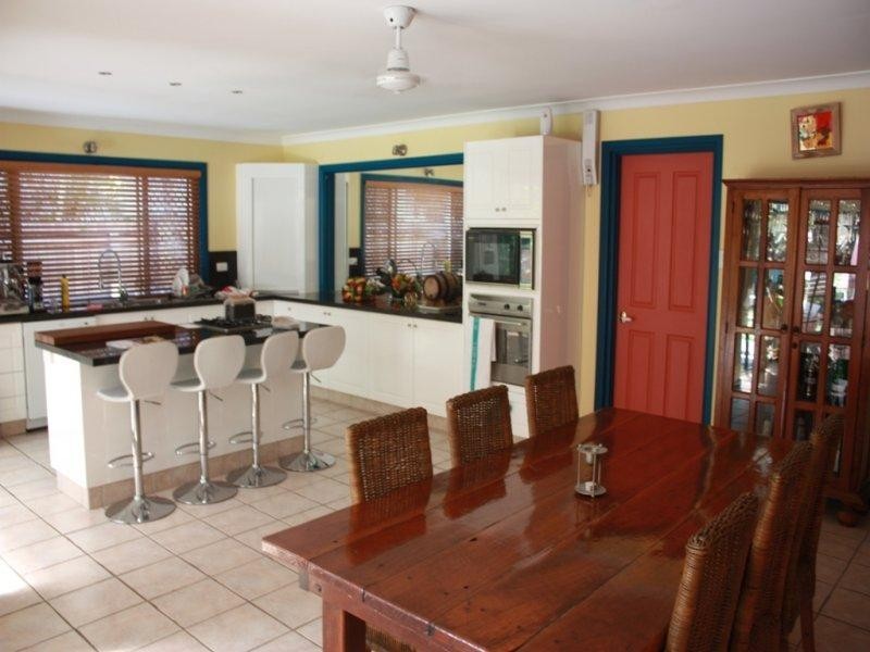 Broadbeach Waters QLD 4218