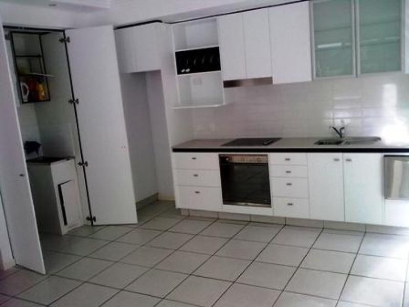 106 Carrmody Rd, St Lucia QLD 4067