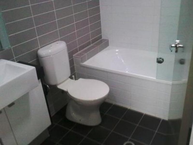 106 Carrmody Rd, St Lucia QLD 4067