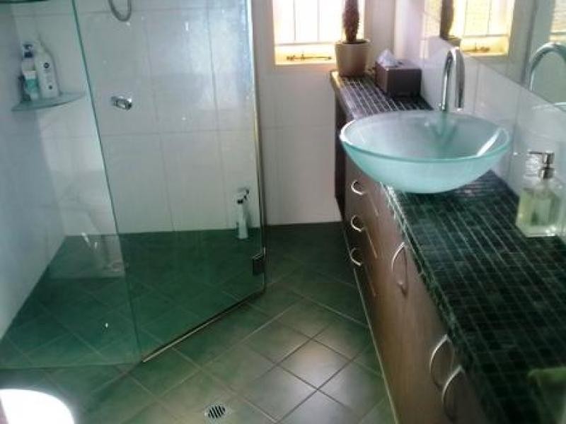 0 Headfort st, Greenslopes QLD 4120