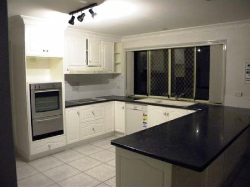 00 Alcheringa Place, Robertson QLD 4109