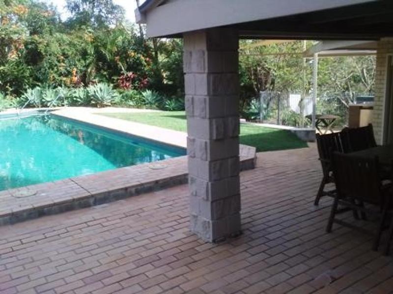 60 Bellevue Tce, St Lucia QLD 4067