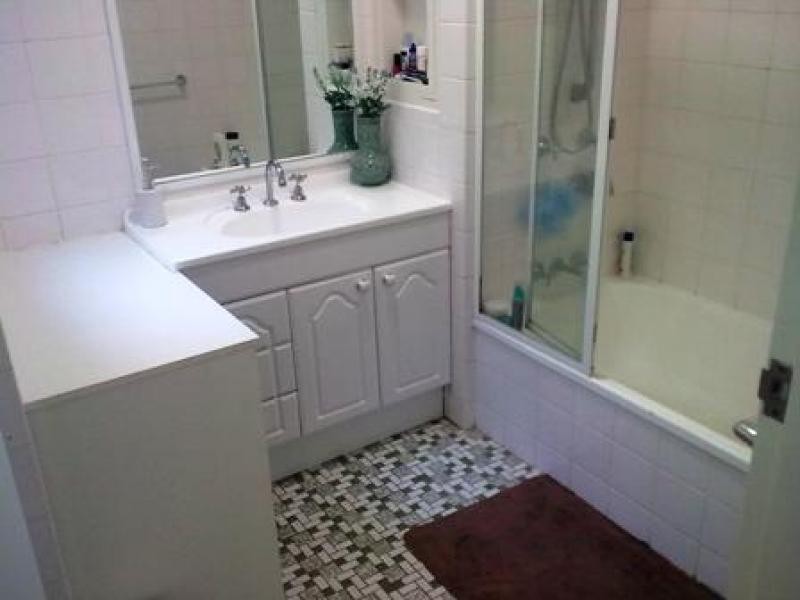 60 Bellevue Tce, St Lucia QLD 4067