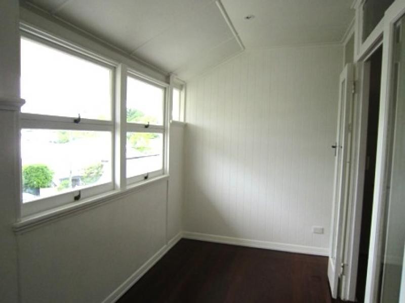 Bangalla st, Auchenflower QLD 4066