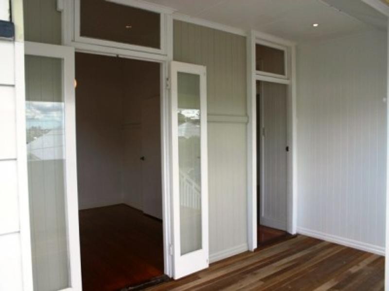 Bangalla st, Auchenflower QLD 4066