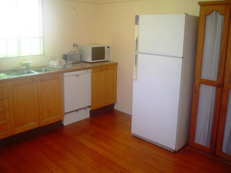 00 Denman st, Greenslopes QLD 4120