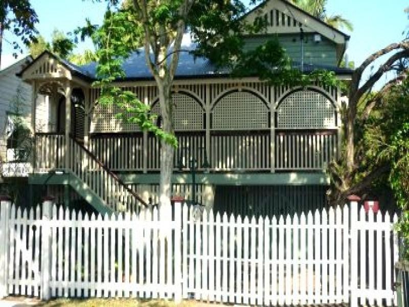 Stafford st, East Brisbane QLD 4169