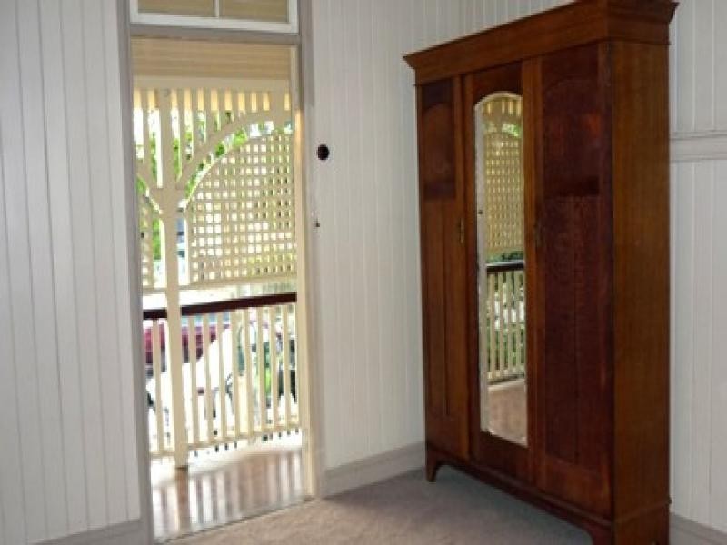 Stafford st, East Brisbane QLD 4169