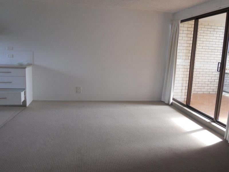 Alexandra Headland QLD 4572