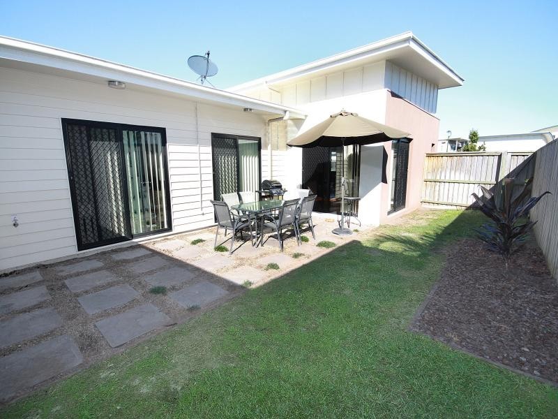 1/3 Deborah Close, Mudjimba QLD 4564