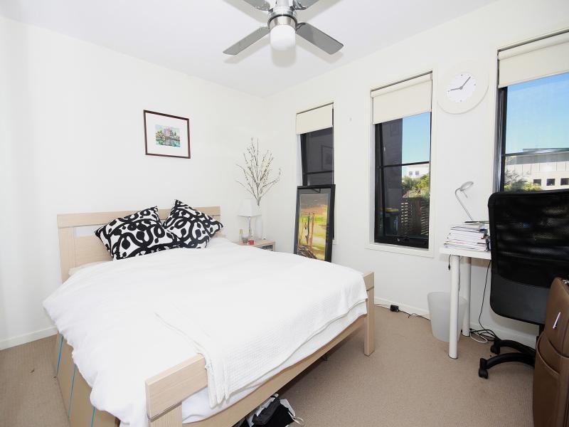 1/3 Deborah Close, Mudjimba QLD 4564