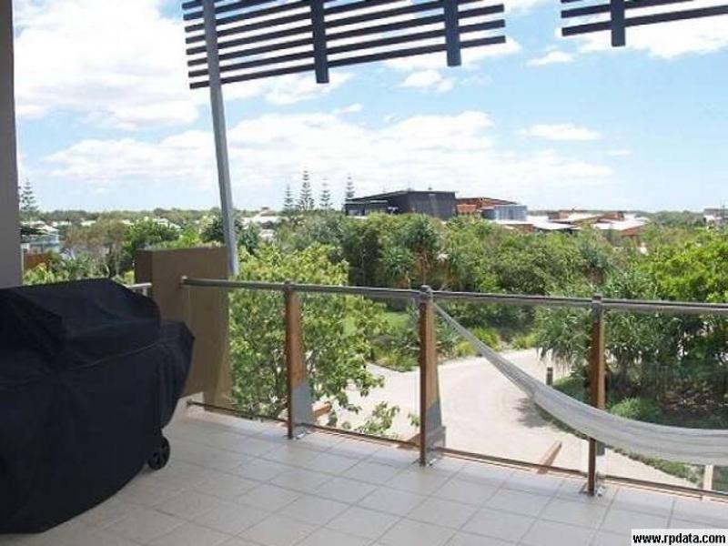 64/80 North shore, Twin Waters QLD 4564