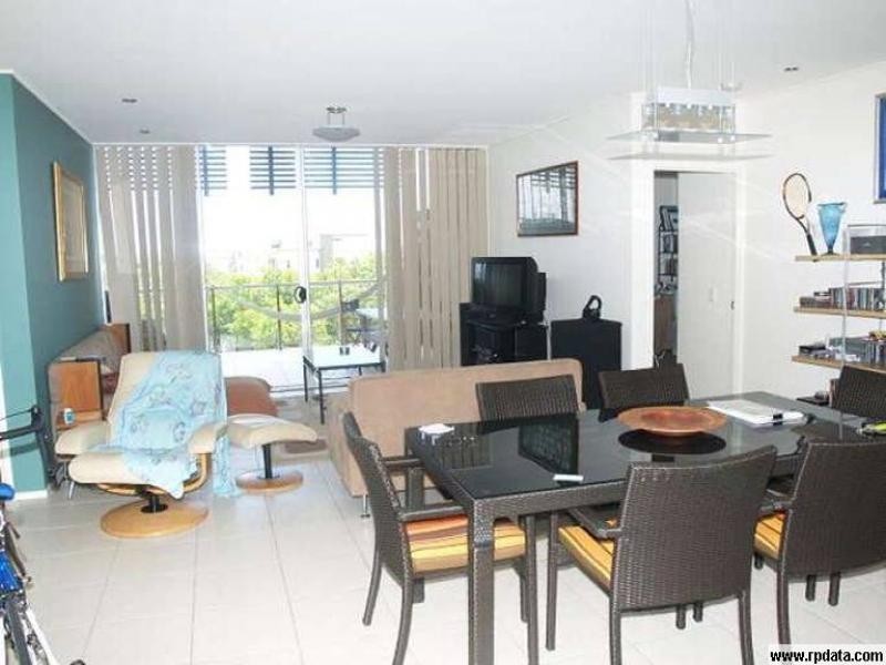 64/80 North shore, Twin Waters QLD 4564