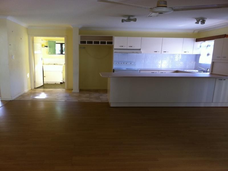 2/9 Ulmarra, Mooloolaba QLD 4557