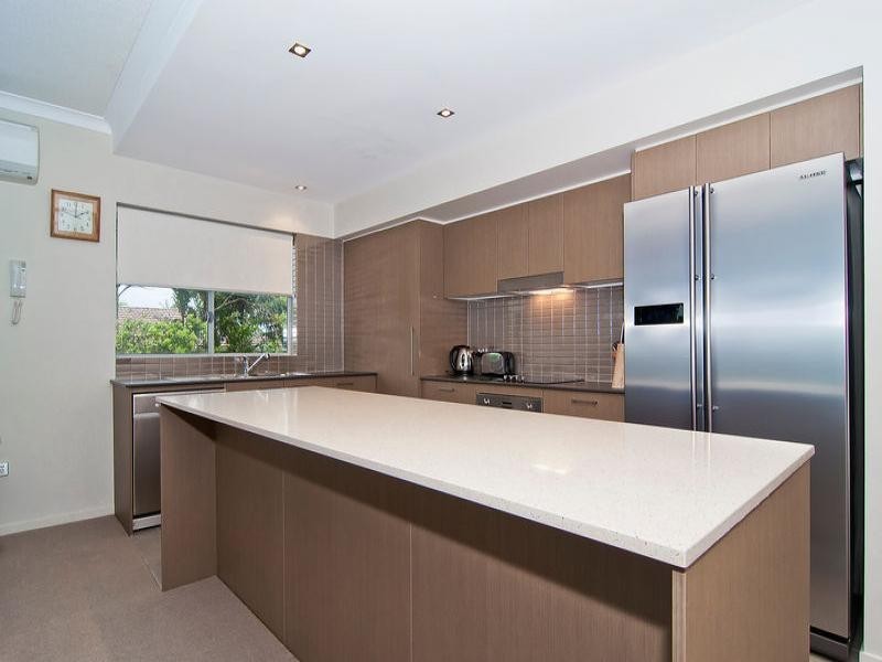 Alexandra Headland QLD 4572