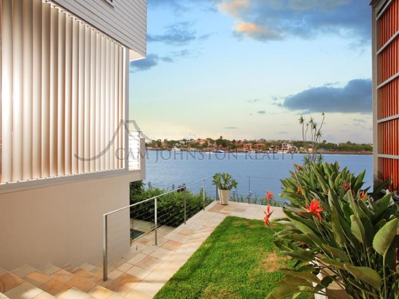 55 Macquarie Street, Teneriffe QLD 4005