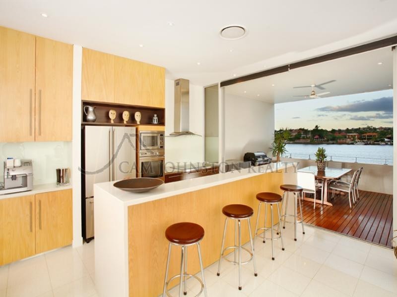 55 Macquarie Street, Teneriffe QLD 4005