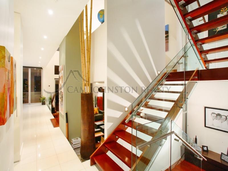 55 Macquarie Street, Teneriffe QLD 4005