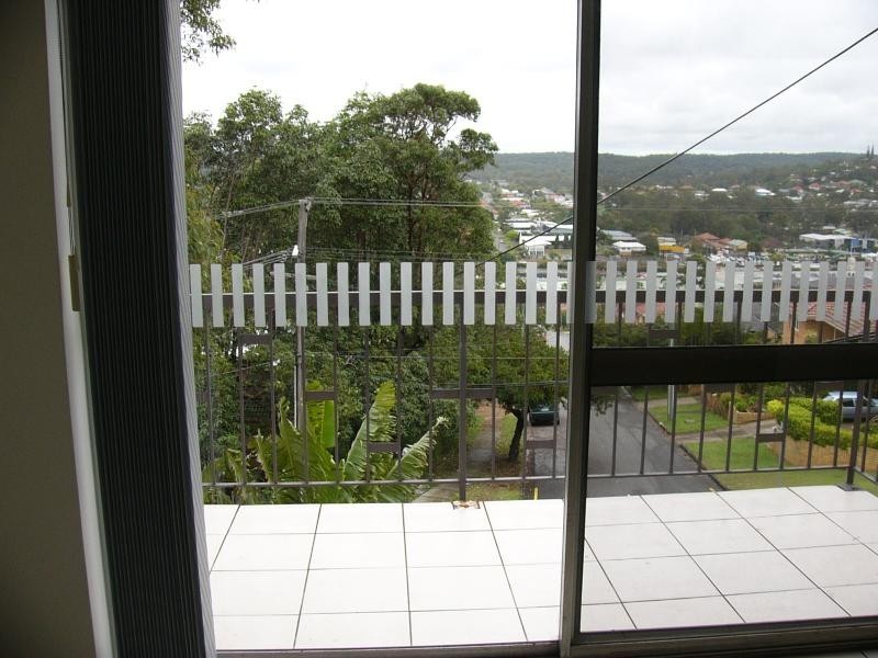 2/60 Crest, Mount Gravatt East QLD 4122