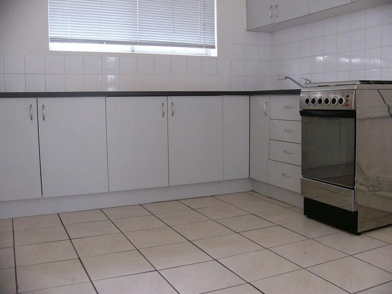 2/60 Crest, Mount Gravatt East QLD 4122