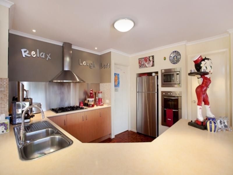 20 Prospect Place, Upper Kedron QLD 4055