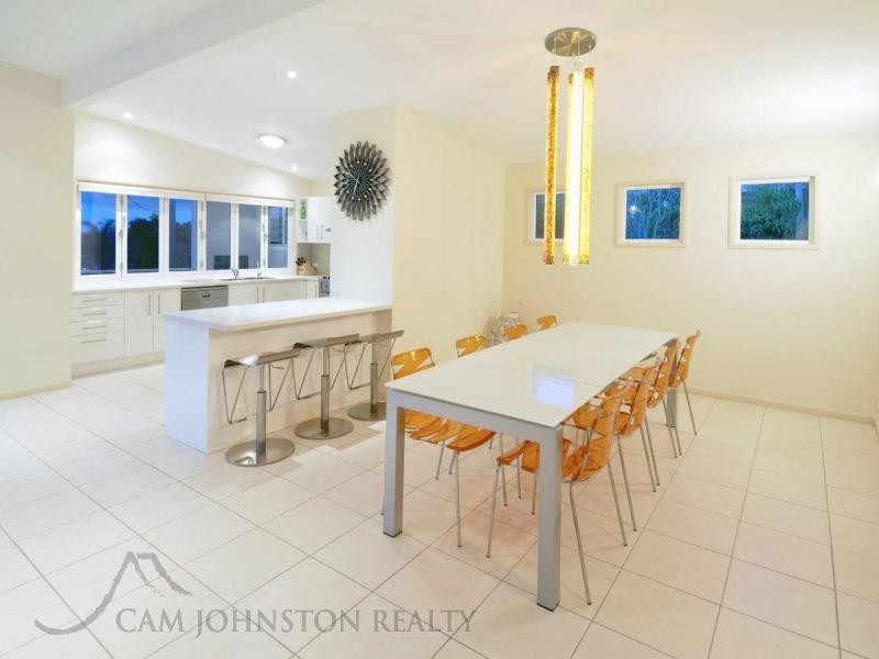 11 Bombala Terrace, Caloundra QLD 4551