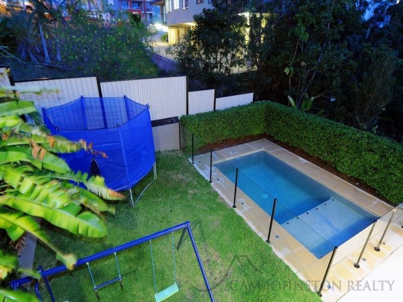 11 Bombala Terrace, Caloundra QLD 4551