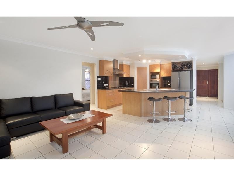 2 Queens Crt/187  Murphy Rd, Geebung QLD 4034