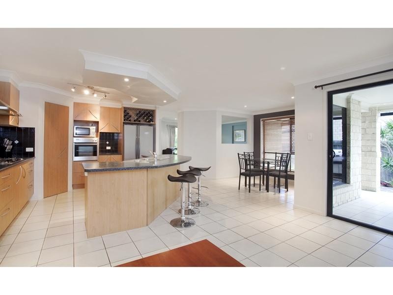 2 Queens Crt/187  Murphy Rd, Geebung QLD 4034