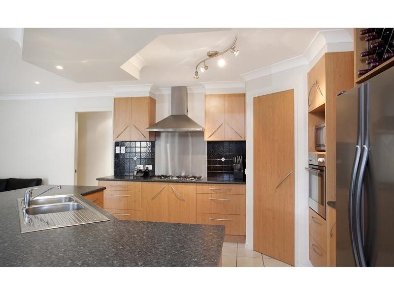 2 Queens Crt/187  Murphy Rd, Geebung QLD 4034