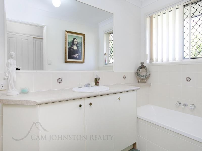 12 Queens Circuit, Geebung QLD 4034