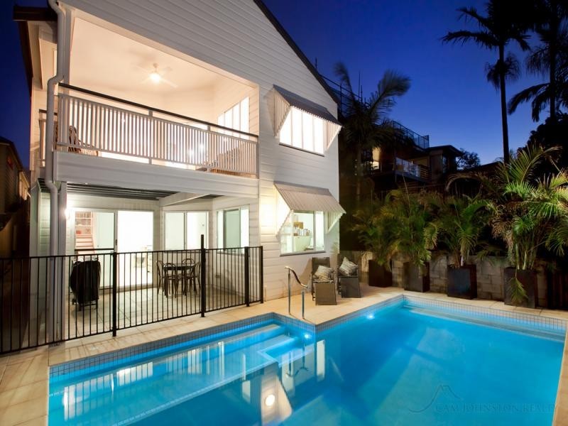 21 Birdwood Terrace, Auchenflower QLD 4066