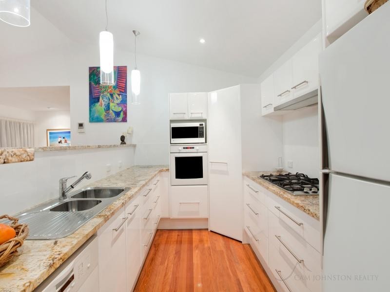 21 Birdwood Terrace, Auchenflower QLD 4066