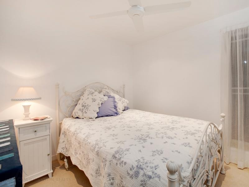 21 Birdwood Terrace, Auchenflower QLD 4066