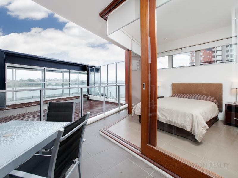 301/35 Harbour Rd, Hamilton QLD 4007