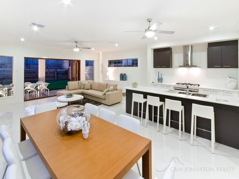 4 Crofton Street, Geebung QLD 4034