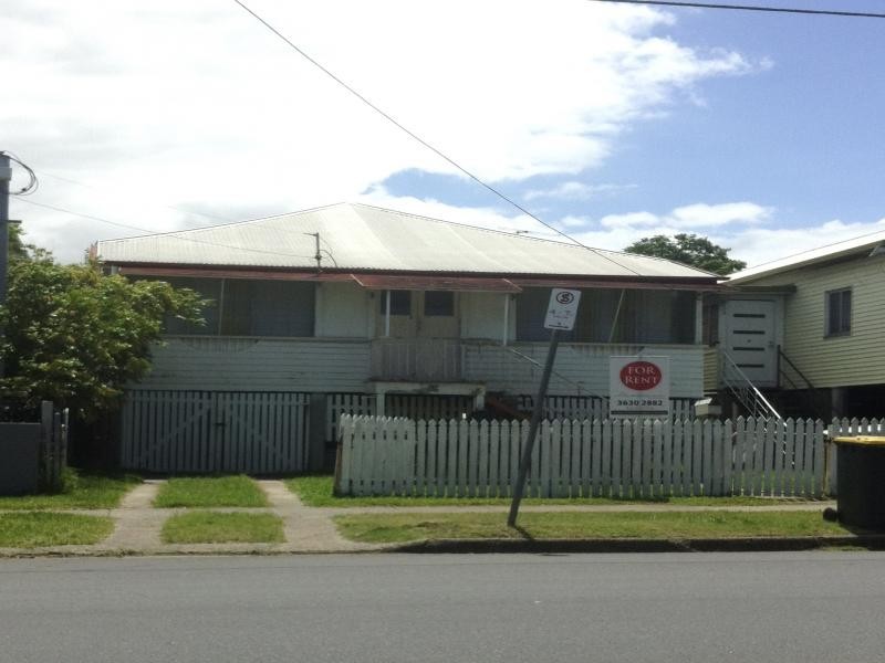 96 Nudgee Road, Hamilton QLD 4007